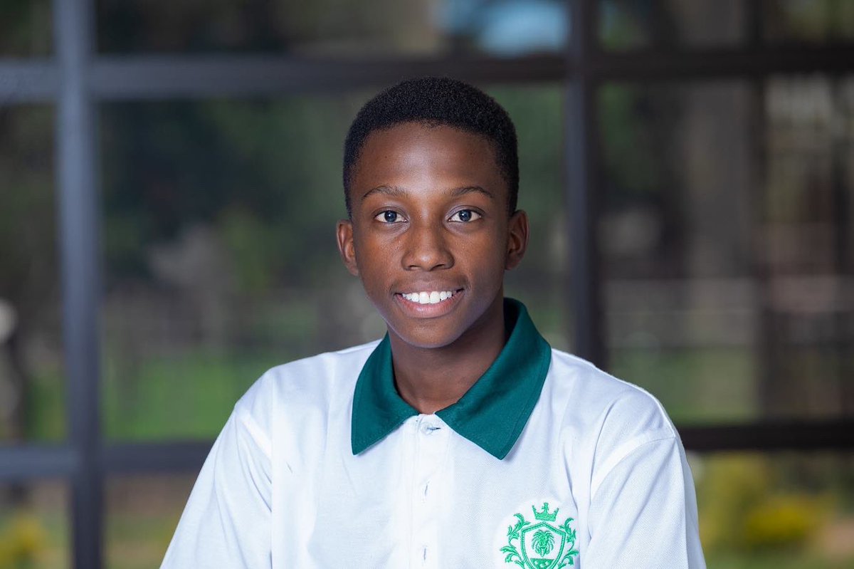 leadership_star's tweet photo. When STARs keep on shinning โจ
Building community changers, Panashe Chipomho an SLA class of 2020 alumnus was awarded third prize in the inaugural Pope Francis Social Transformation Youth Award.
Read more: https://t.co/nWJBmPJP2h
#communitychangers #socialtransformation https://t.co/driPggdVwU