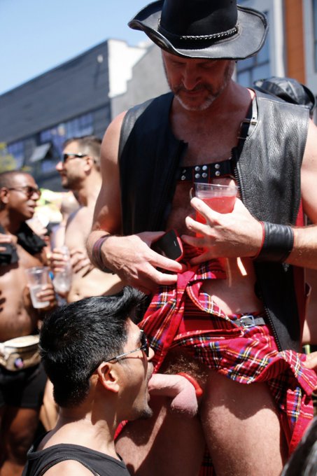 #FolsomFair #folsom https://t.co/sYjlO2qe7O<a href="/tag/folsomfair"class="tags">#FolsomFair</a><a href="/tag/folsom"class="tags">#folsom</a>