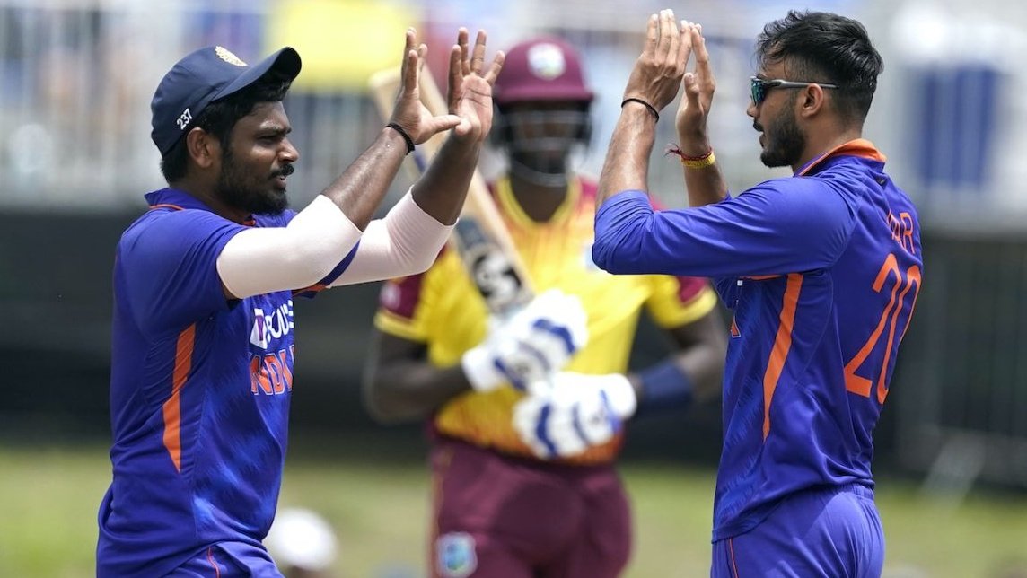 thesportsbash's tweet photo. 🚨 REPORTS 🚨

Sanju Samson set to be named as India's vice-captain for the upcoming ODI series against South Africa. 

#INDvsSA #SanjuSamson https://t.co/ELGvhai0ZU