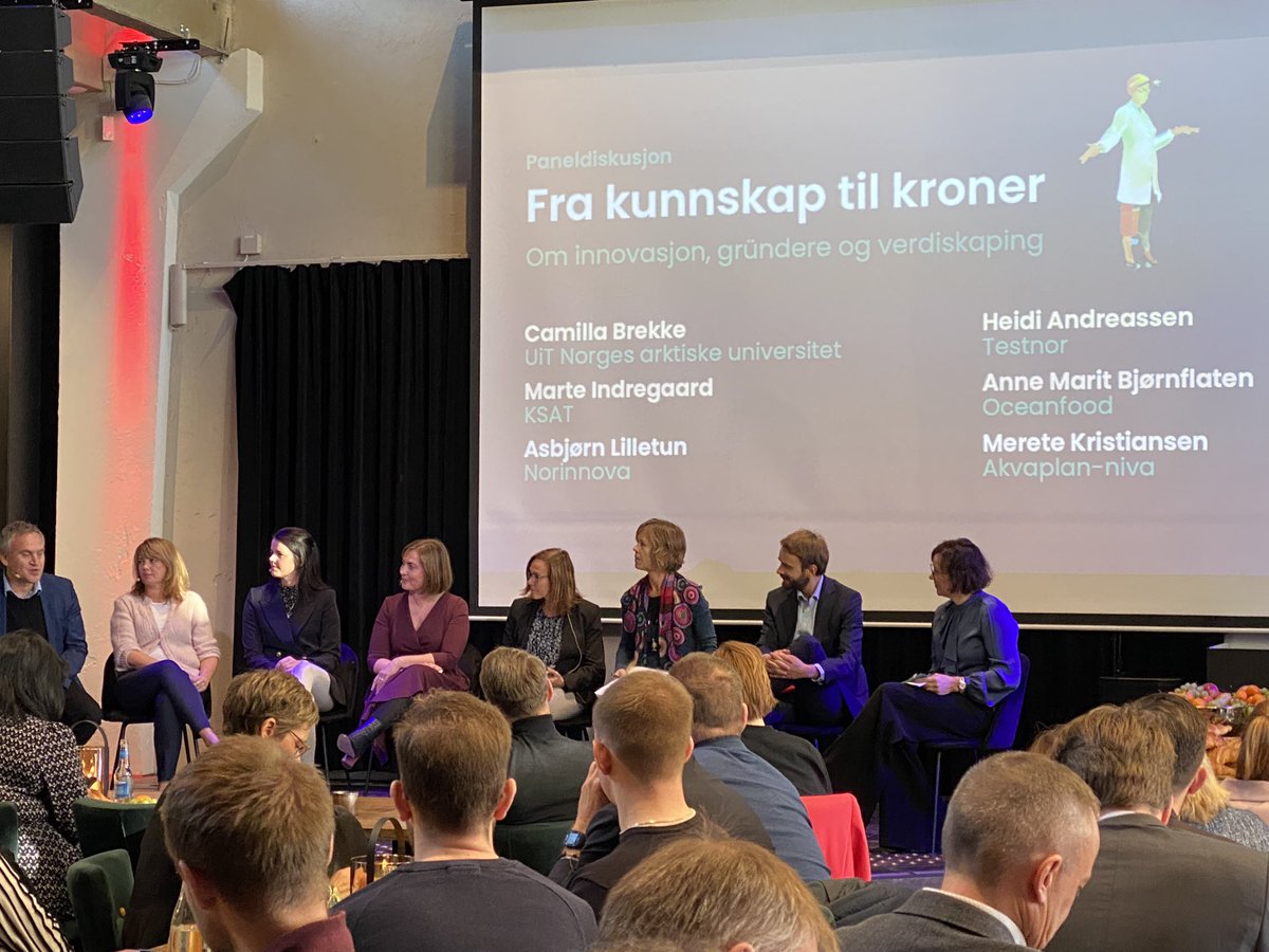 UiTNorgesarktis's tweet photo. Hva skal til for å skape mer #verdiskaping ut fra all kunnskapen som produseres?
- Vi trenger kvalitet i #forskning og #utvikling, og vi trenger virkemidler for å få det, sa @ProfCBrekke på dialogmøtet. Hun trakk også fram
romforskninga i nord som viktig å satse på. https://t.co/EBZFgxqVvR