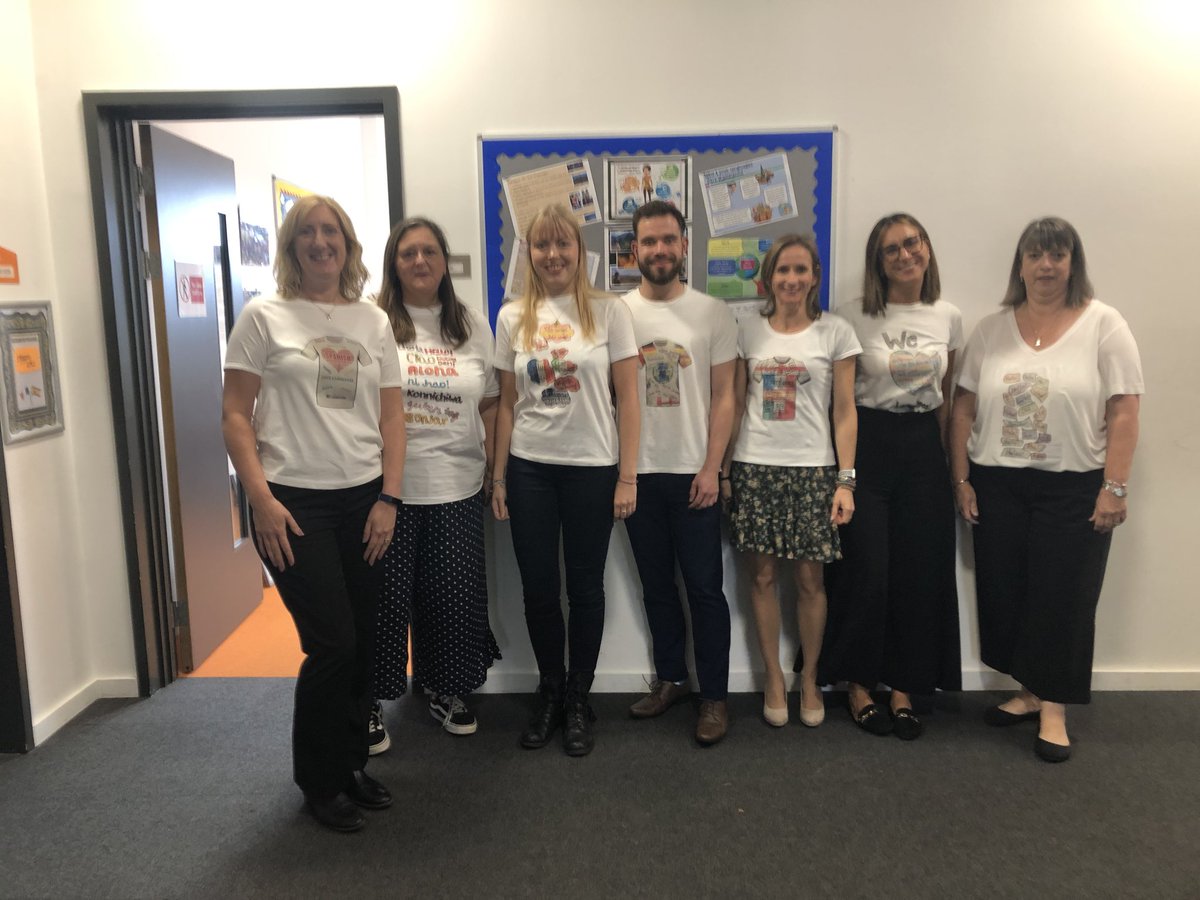 Congratulations Arthur W, Niamh M, Jasmine S, Mabelle A, Tessa D, Sarah B and Jaye C winners of the European Day of Languages T shirt competition. Team MFL proudly wore the winning entries! Well done to everyone who entered- house points and prizes are the the way! <a href="/3RiversSurrey/">Three Rivers Academy</a>
