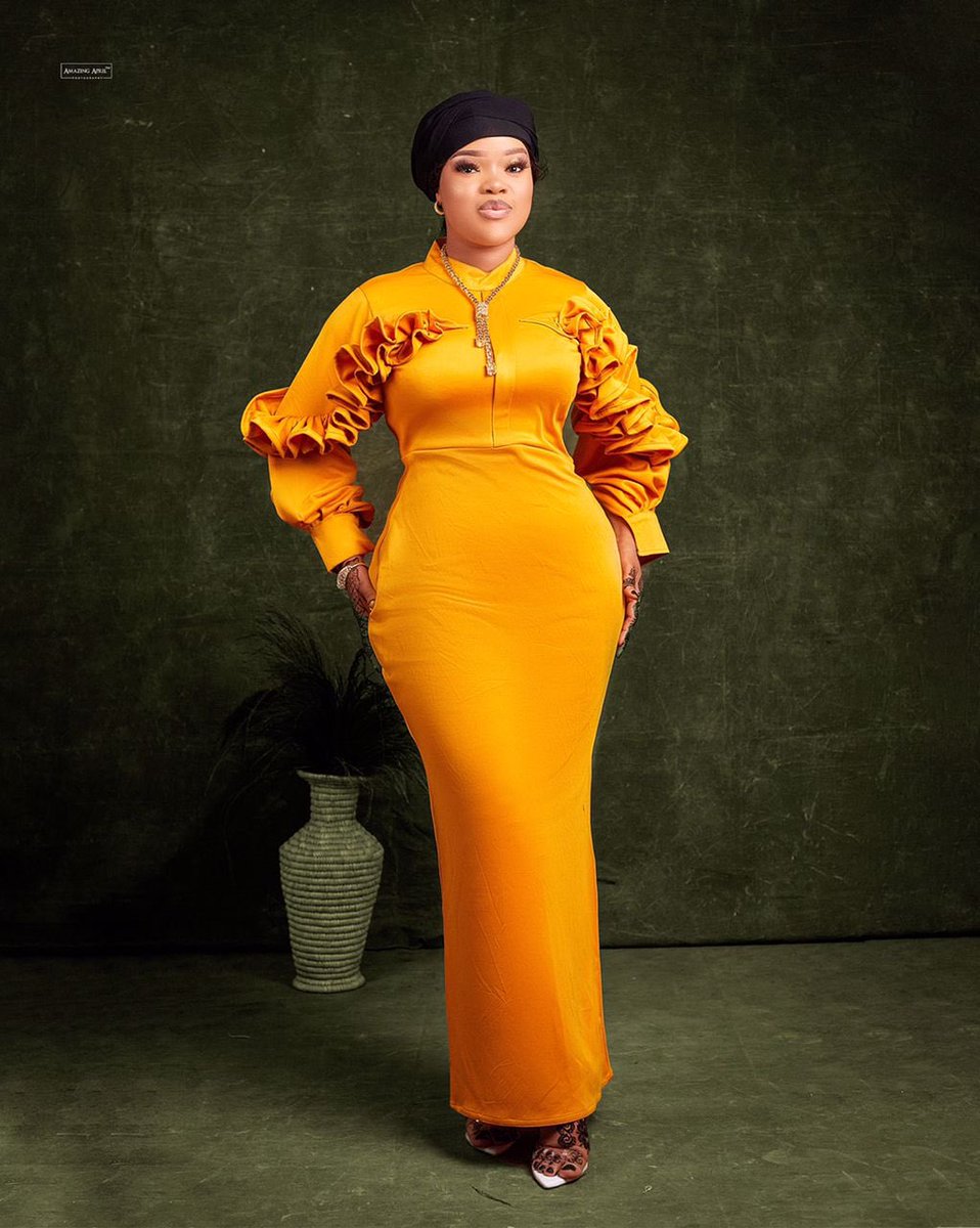 prettxee's tweet photo. Alhamdulilah !!! Finally it’s my birthday pls say a prayer for me . https://t.co/1ePmyD3LyL