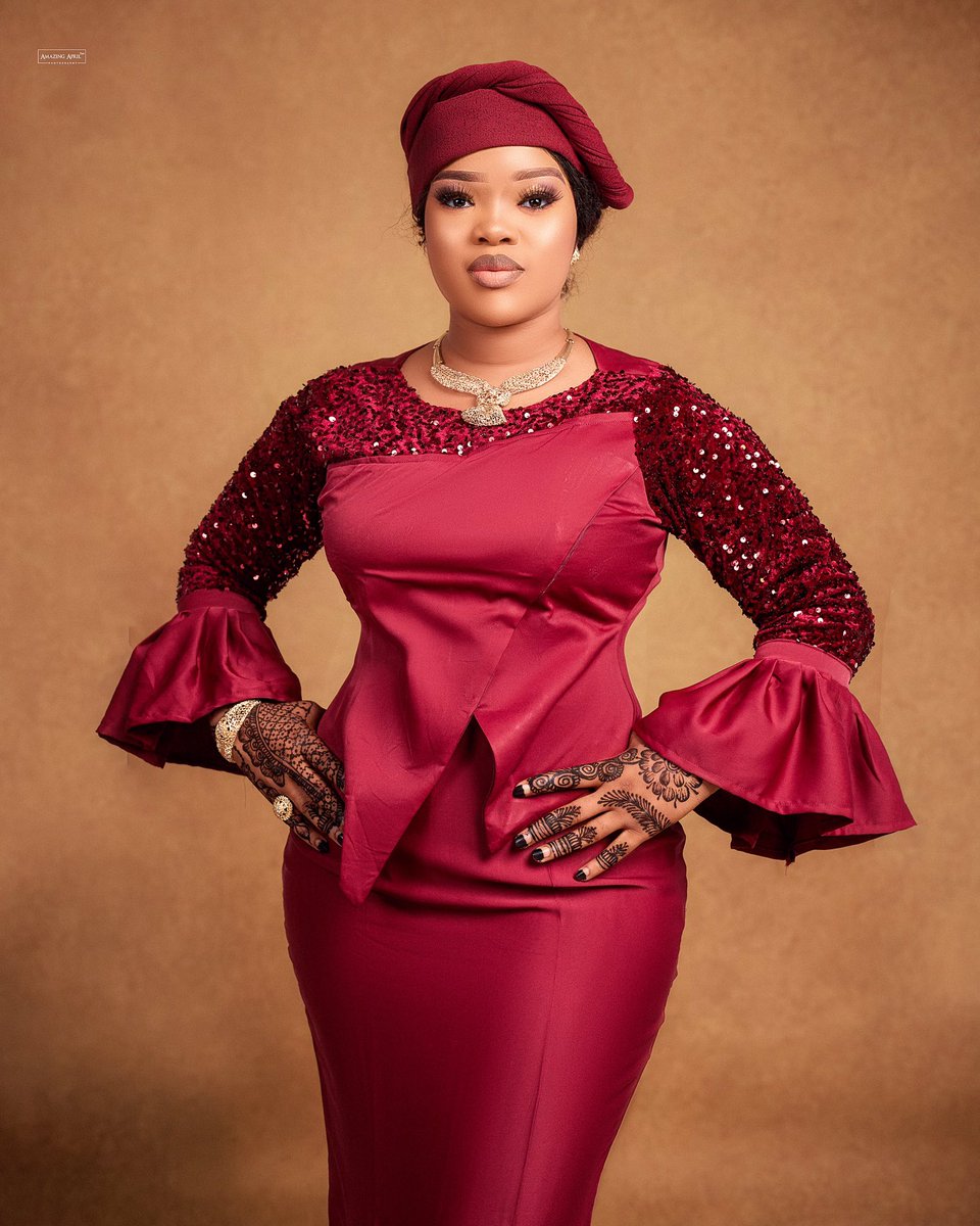 prettxee's tweet photo. Alhamdulilah !!! Finally it’s my birthday pls say a prayer for me . https://t.co/1ePmyD3LyL