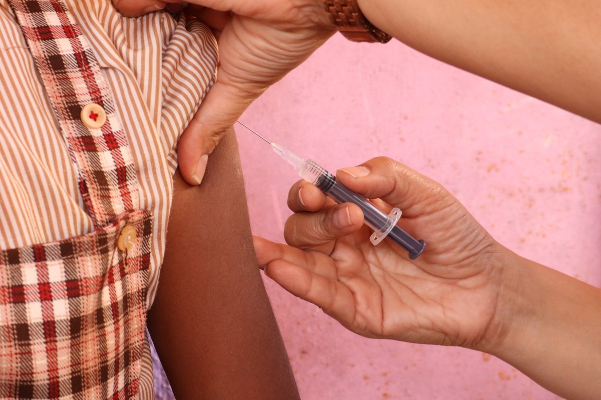 IARC (@iarcwho) on Twitter photo #IARCpaper in @LancetOncol: IARC & <a href="/WHO/">World Health Organization (WHO)</a>🧑🔬 project national single-dose #HPV #vaccination programme could reduce #CervicalCancer burden in #India to below elimination threshold & prevent almost 1 million #CxCa cases in birth cohorts currently aged >=10 yrs
iarc.who.int/news-events/ev… #IARCpaper in @LancetOncol: IARC & <a href="/WHO/">World Health Organization (WHO)</a>🧑🔬 project national single-dose #HPV #vaccination programme could reduce #CervicalCancer burden in #India to below elimination threshold & prevent almost 1 million #CxCa cases in birth cohorts currently aged >=10 yrs
iarc.who.int/news-events/ev…