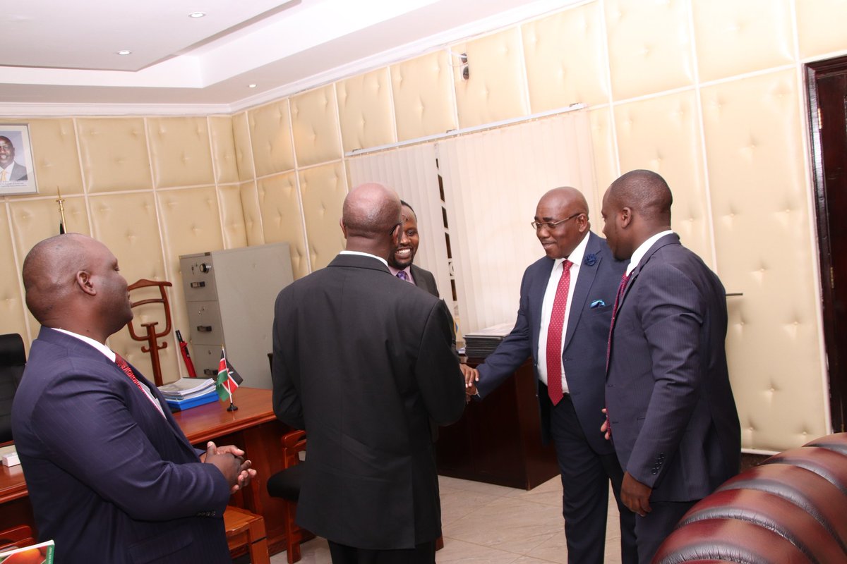 HammerHamm026's tweet photo. decentralisation of duty at the county level. We agreed to strengthen ties between county government and Judiciary for proper delivery and unlocking stalemates delaying court cases! https://t.co/5QP8M4hIe4