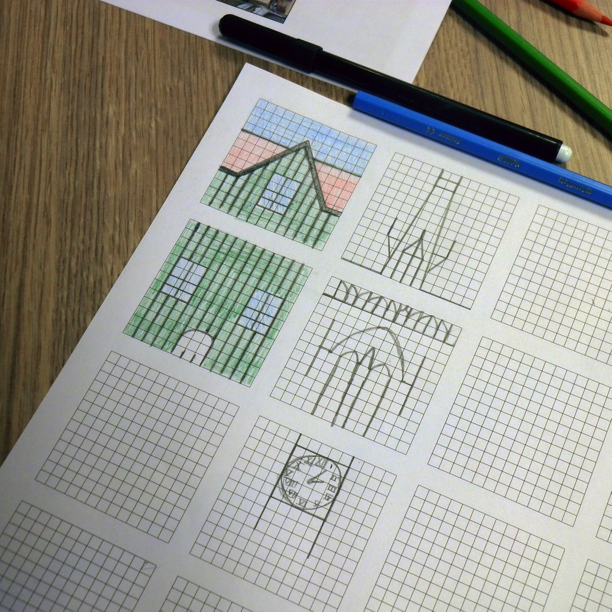 Les super réalisations des participants aux ateliers Picto'Compo menés durant les <a href="/JEP/">Journéesdupatrimoine</a> avec <a href="/AmiensMetropole/">Amiens Métropole - Ville d’Amiens</a> !

#iconic #amiens #amiensmetropole #sainleu #saintleuamiens #illustration  #graphisme #pictogramme #architecture