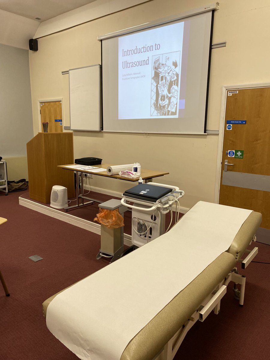 All set for my first day on secondment as the Sonographer trainer for the Midlands Imaging Academy - excited to get started! @NHS_HealthEdEng @RadiologyUhcw @BMUS_Ultrasound @SCoRMembers #ultrasound #ultrasoundtraining #radiology #radiologyST1 #imagingacademy