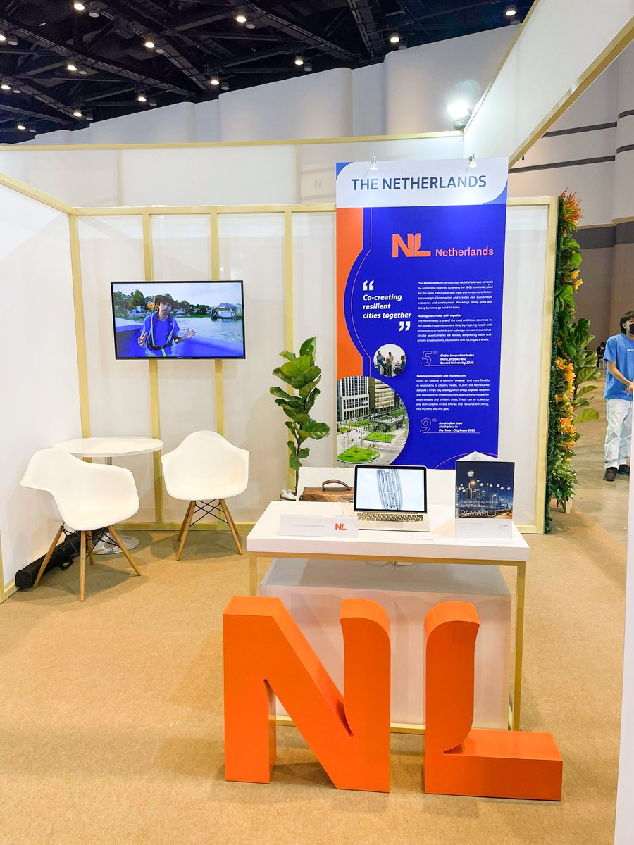StaticAir1's tweet photo. Asea's largest Sustainability Expo Bangkok. #SX2022 
Meet us at (IN1 hall2) #PAMARES low emission zone solution reducing PM2,5 in the urban environment. 

For more info check https://t.co/jPYXgHGOL2

#inclusivecity #sustainable #climateaction #LEZ #zeroemission #cleanair #cop27 https://t.co/UxPBxkm40M