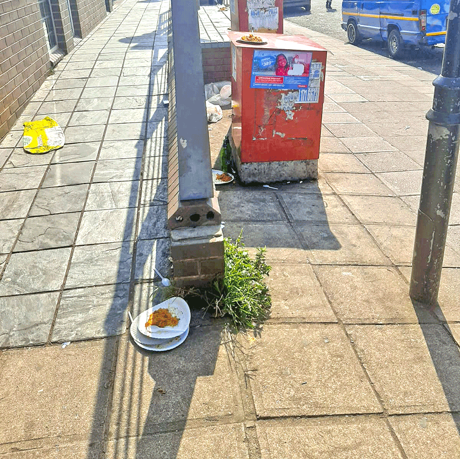 phxtabloid's tweet photo. ‘Feed the needy, not the choosy’

Full story here https://t.co/LUaMOT06lP

#phoenixtabloid #tabloidnewspapers #communitynews #NPO #ParthenonStreet #Starwood https://t.co/3vSRFPlAiR
