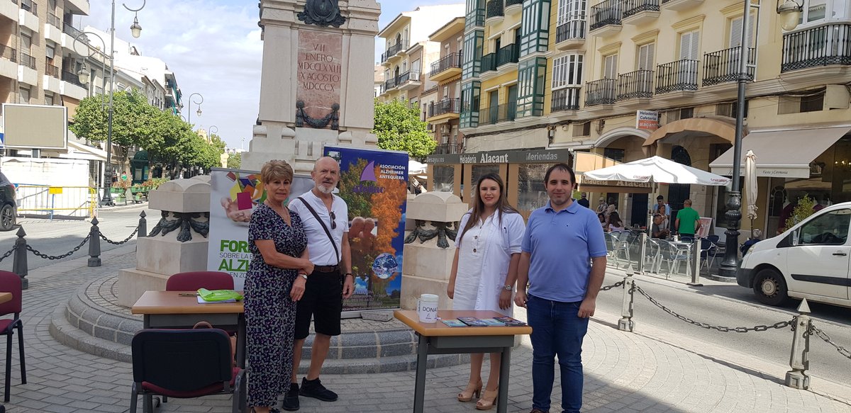 AFEDAC's tweet photo. El pasado 21 de septiembre conmemoramos el Día Mundial del #Alzheimer. Aquí dejamos una recapitulación de todo lo que dio de sí la jornada:

👉https://t.co/i2EwB1FG5m https://t.co/35CwCAs8Qy