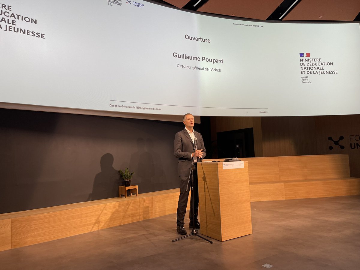MondetOlivier's tweet photo. Première journée nationale de formation à la cybersécurité pour les enseignants de BTS. Merci à Michel Van Den Berghe, Guillaume Poupard, Edouard Geffray et Carole Grandjean de l’immense intérêt porté à ce thème au sein de nos formations. https://t.co/qjyBK2Uyk1