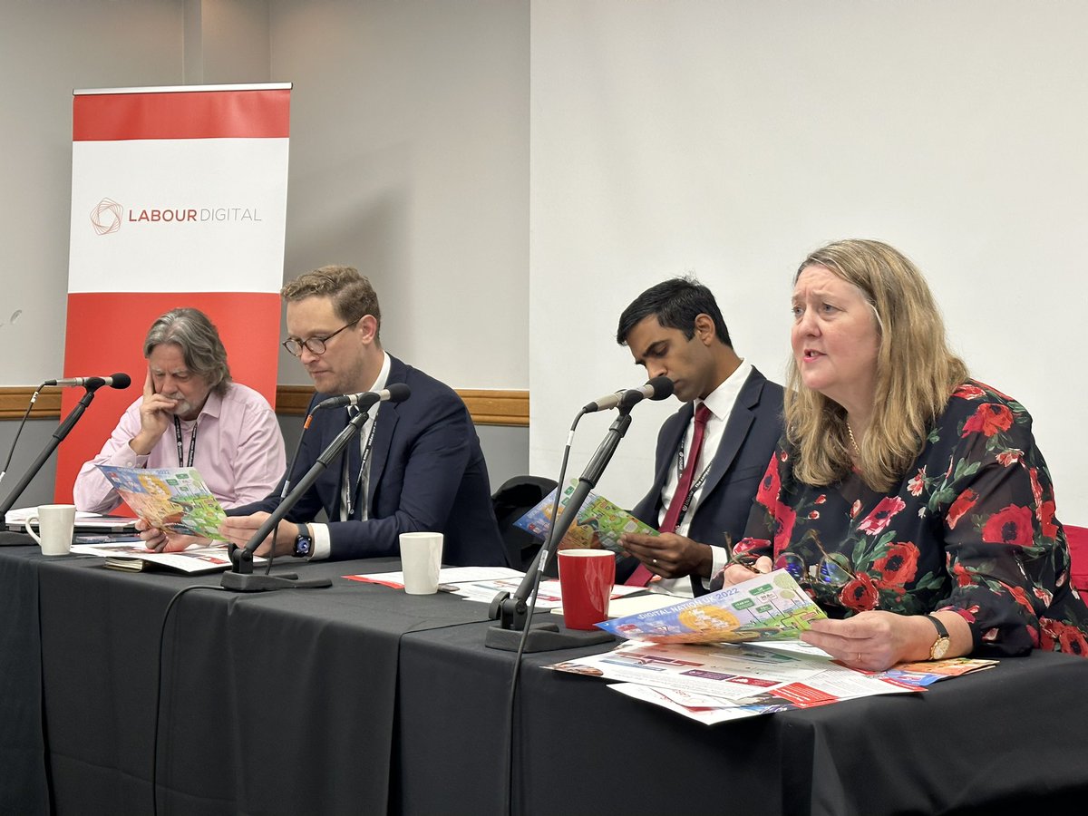 We’ve got a busy day ahead of us! 

Our CEO <a href="/helenmilner/">Helen Milner</a> has kicked off the panel with Labour Digital, outlining our three key policy asks:

1️⃣ Scrap VAT on broadband social tariffs
2️⃣ Ensure all tech is reused for good
3️⃣ Invest to fix the digital divide to boost productivity