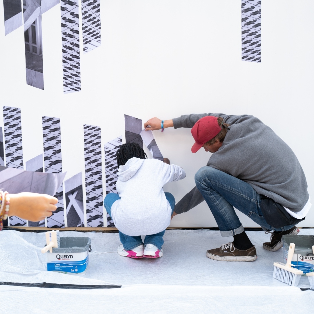 Quai_36's tweet photo. Suivez le quotidien des artistes au festival de l’Urban Week et (re)découvrez leurs oeuvres produites en live ainsi que les nombreuses activités organisées avec les participants 🔥

#mural #meettheartist #liveproduction #painting https://t.co/OBpeqDHMYb