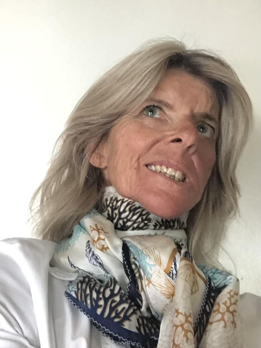 Merci à tous ceux qui ont participé à cette semaine de #sensibilisation🧣

Avec près de 100 photos publiées, de nouveaux publics ont été informés🙏
Identifier les #symptômes dès leur apparition peut sauver des vies, sachez les reconnaître !
#CancersORL #OnLesEcharpe