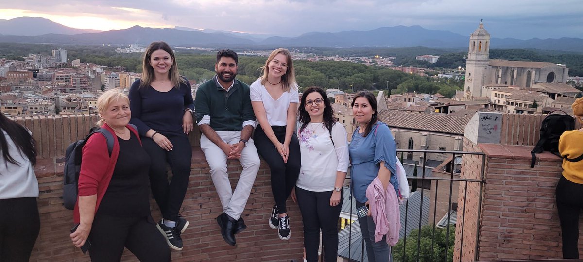 supportgirona's tweet photo. A @EASPD_Brussels sempre volem combinar bé treball, continguts (en aquesta visita d'estudi dins #LighthouseNetwork treballem sobre autisme, serveis de suport i accessibilitat cognitiva) i també relacions humanes entre membres. Visitar Girona i compartir un bon sopar hi ajuda! https://t.co/cvp3EEwGIF