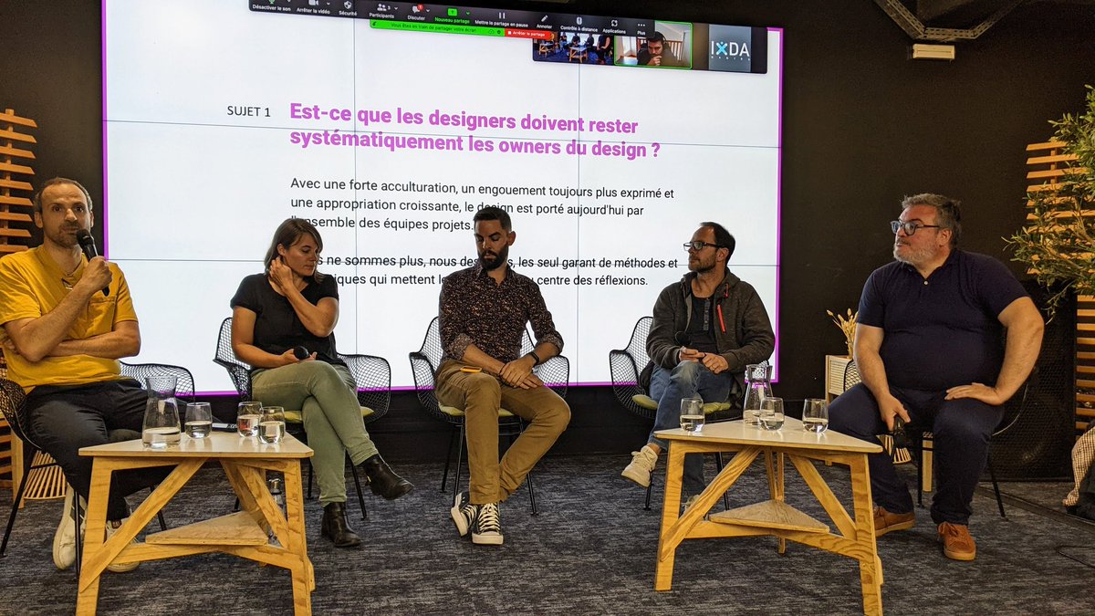 À l'occasion de la @FR_designweek, Marion, notre cheffe de projet et UX researcher est intervenu lors de la conférence 'Les grandes tendances du Design Numérique' 🖥️

Merci à Antonio Fidalgo pour avoir mené la conférence 👌

#fdw2022 #designnumerique #conference #francedesignweek