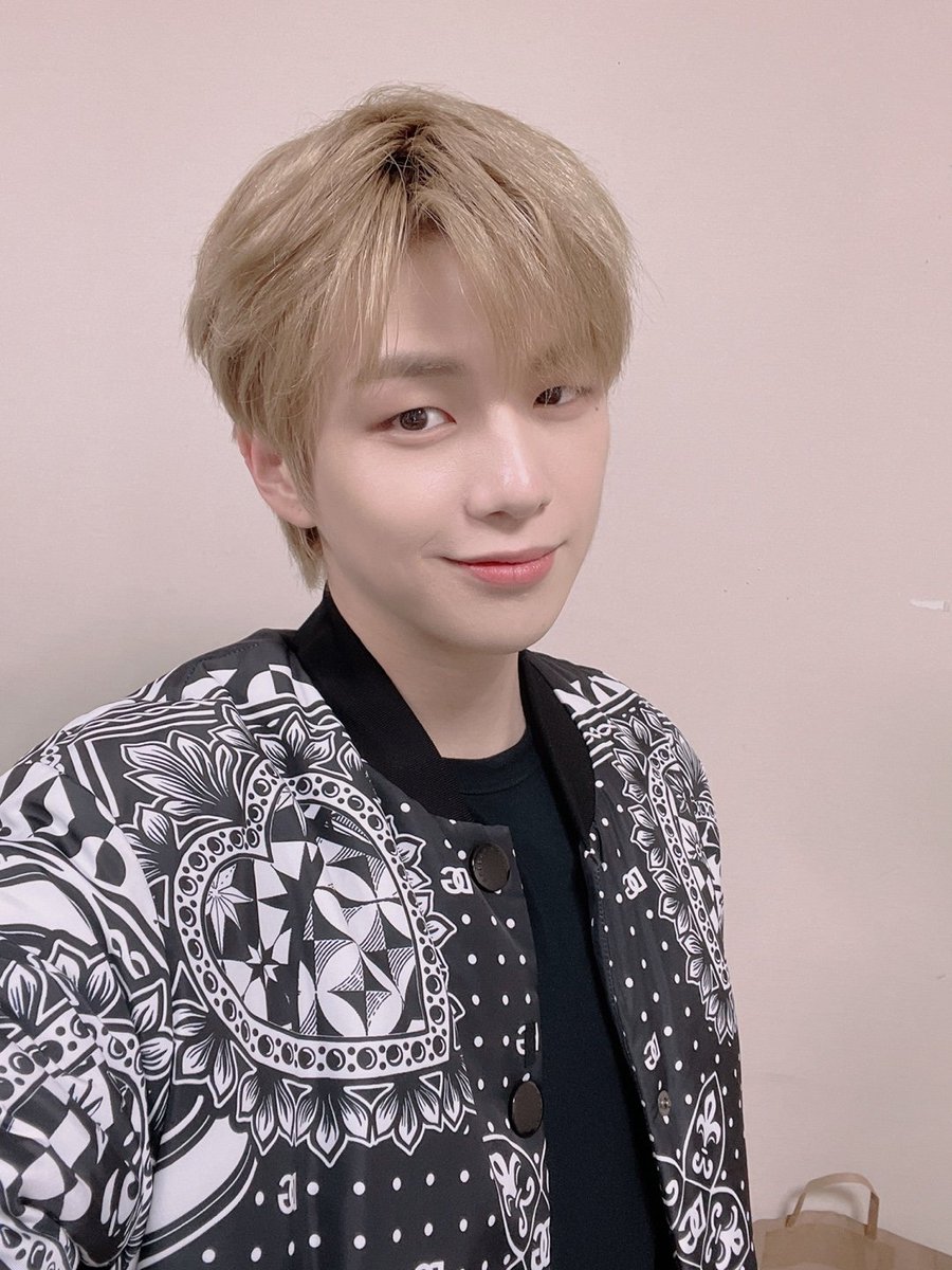 KDanigall's tweet photo. [🪐] 앗뇨옹 😊 https://t.co/ddblyXnjuq