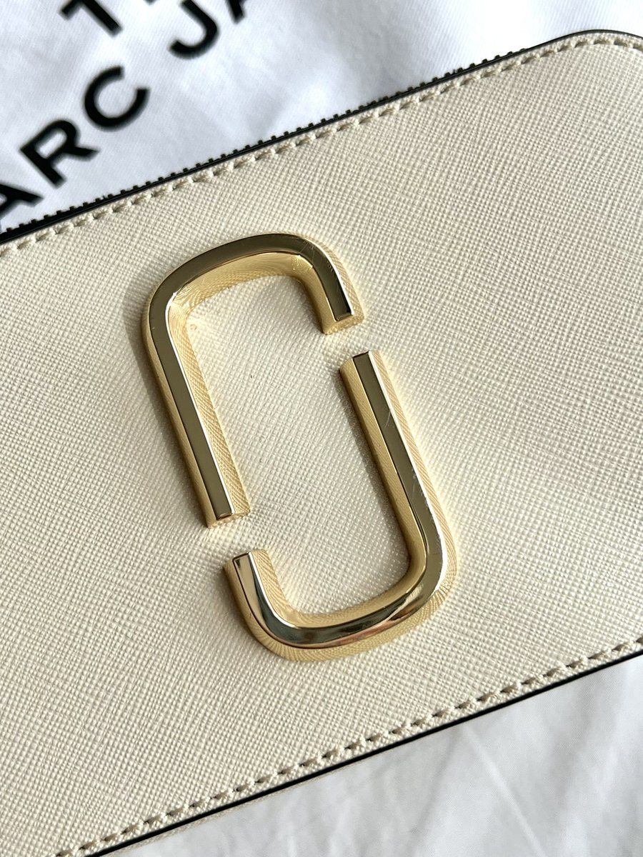 sundae17thh's tweet photo. ส่งต่อ Marc Jacobs Snapshot
สี NEW CLOUD WHITE MULTI
อปกครบ สภาพดี มีรอยขนแมวตามการใช้งานค่ะ 📦3,800 ส่งฟรี ส่งแมส/นัดรับในกทมได้ค่า #mjsnapshot #marcjacobs #mj #ส่งต่อ #ส่งต่อกระเป๋ามือสอง #แบรนด์เนมมือสอง #ส่งต่อเสื้อผ้ามือสอง #กระเป๋าแบรนด์เนม https://t.co/wmWfCpRiSI