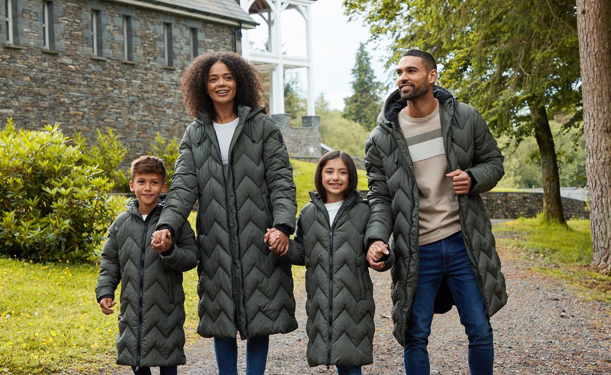 PL RT Win either a £50 Gift card, £100 Gift card or a £200 Gift card, to spend on fashion for all the family at Threadbare.com the family-owned British fashion #win #competition #giveaway #fashion bit.ly/3S02pcX