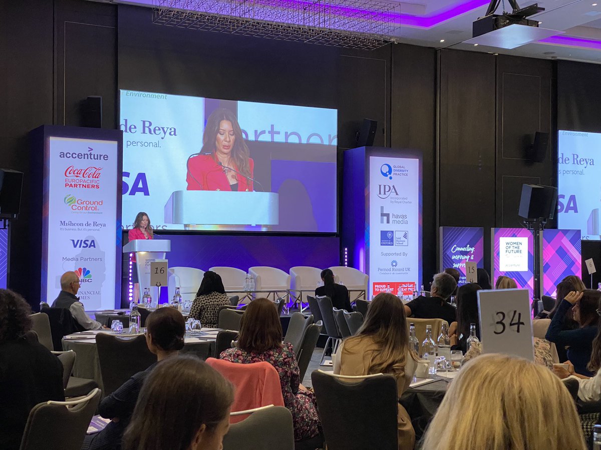 womenoffuture's tweet photo. The @womenoffuture Summit 2022 is starting! 🔥 Here’s a quick look from the hall and our host @cnbcKaren welcoming everyone.
 
@Accenture #Womenofthefuture #WOFSummit #WOF2022 https://t.co/Tp0c0a4ba7