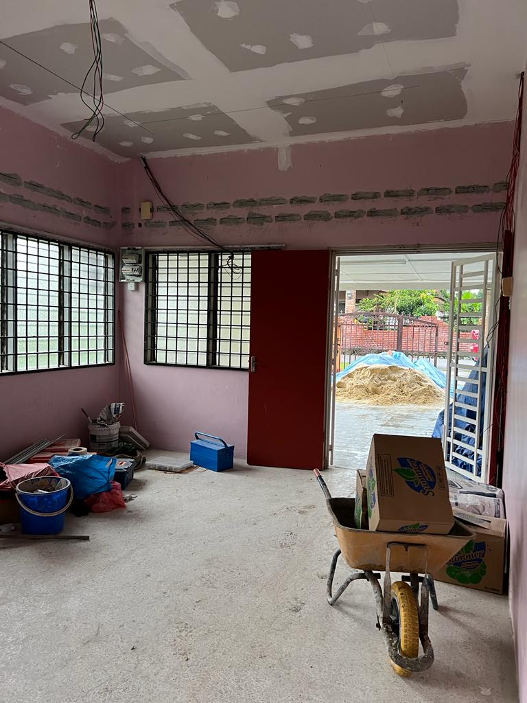 iambenfirdaus's tweet image. As an id aku puas ati if dapat transform rumah lama circa 80s ni jd cozy n paling penting owner happy to the max. Tgh thread ni for the final result