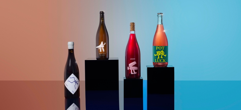 JSRagency's tweet photo. Pot Luck a new drop for @nouveauwineco photographed by @amycurrell 🍾🤩#jsrartists #jsragency
https://t.co/QyoZOz44LB
#amycurrell #stilllife #photographer #drinksphotographer #Leica #LeicaCamera #LeicaStudio #equallens #f22 #aopphotographer #profoto #advertisingphoto https://t.co/i8nZEPhinL