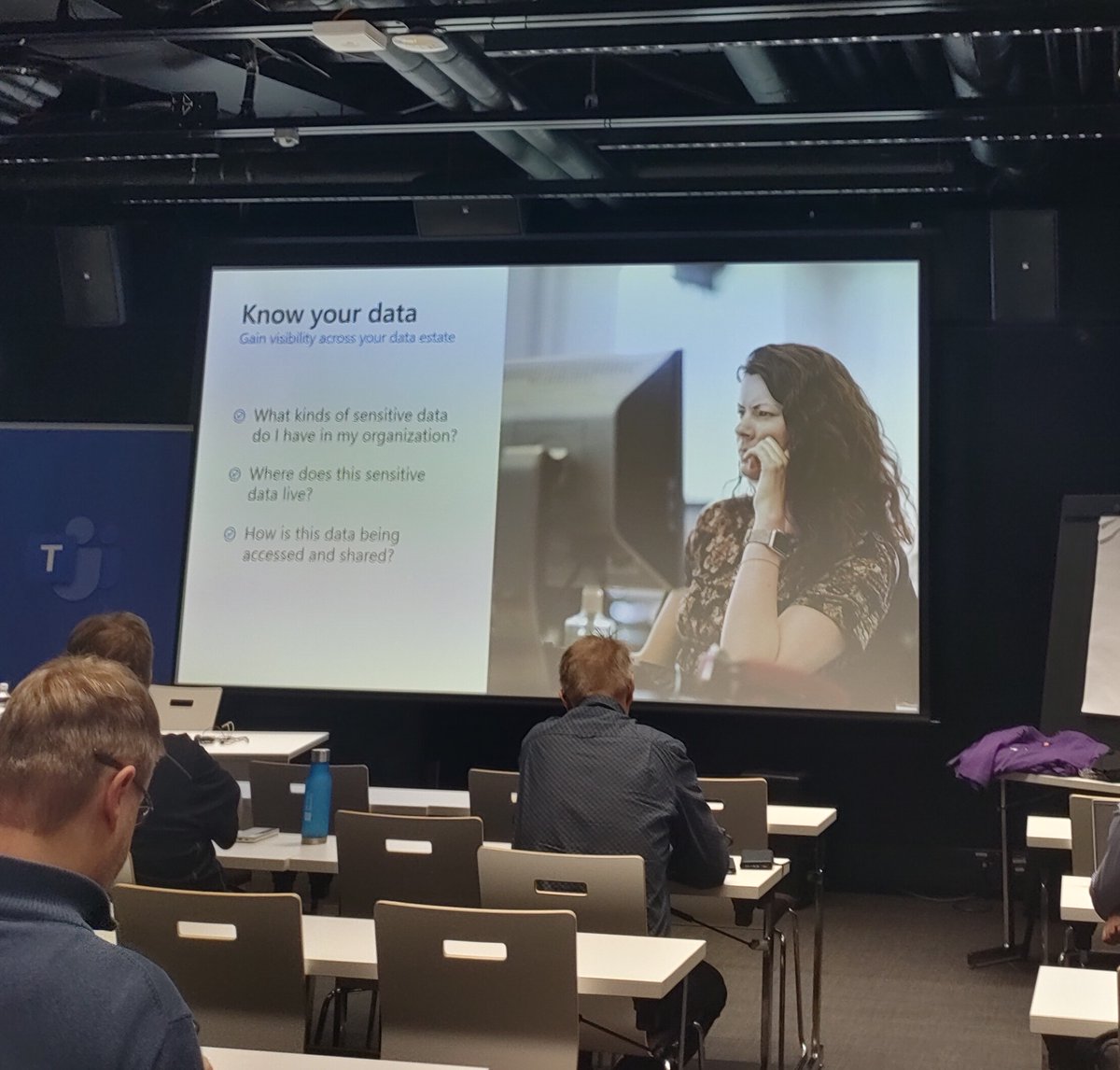 drjantti's tweet photo. Cemis (Kainuun HYTKI) Microsoft Modern Work &amp; Security Tourilla Kuopiossa kuuntelemassa datan suojaamisesta Purview-palvelulla. Organisaatio saa näkyvyyden miten sensitiivistä dataa siirrellään ja voi estää datan kopioinnin päätelaitteista henkkoht pilveen  #hytki https://t.co/g8v0HOnSMM