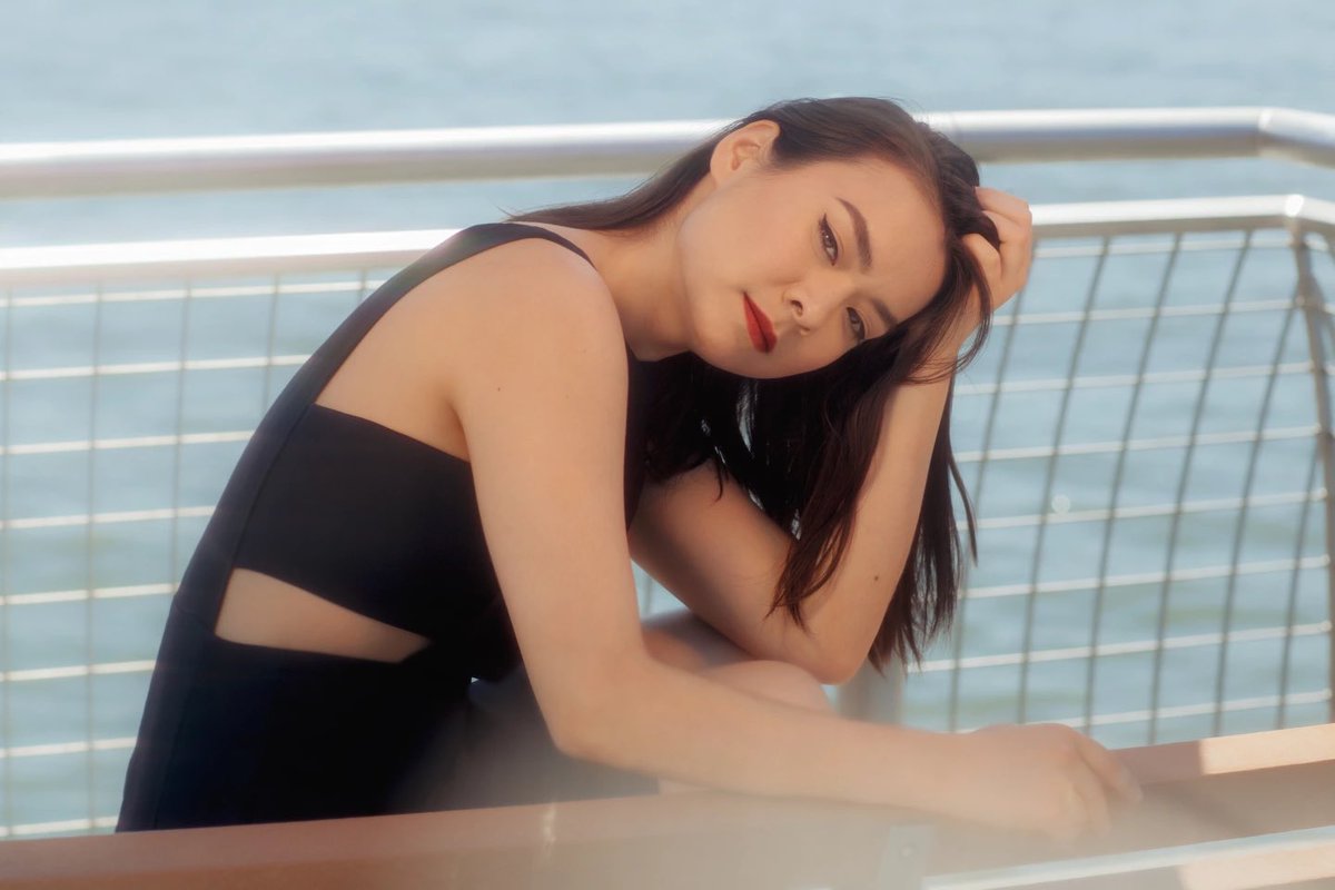 PopCrave's tweet photo. In honor of Mitski’s 32nd birthday, tell us your favorite song by the star! 💿 https://t.co/h1oFOWJMHE