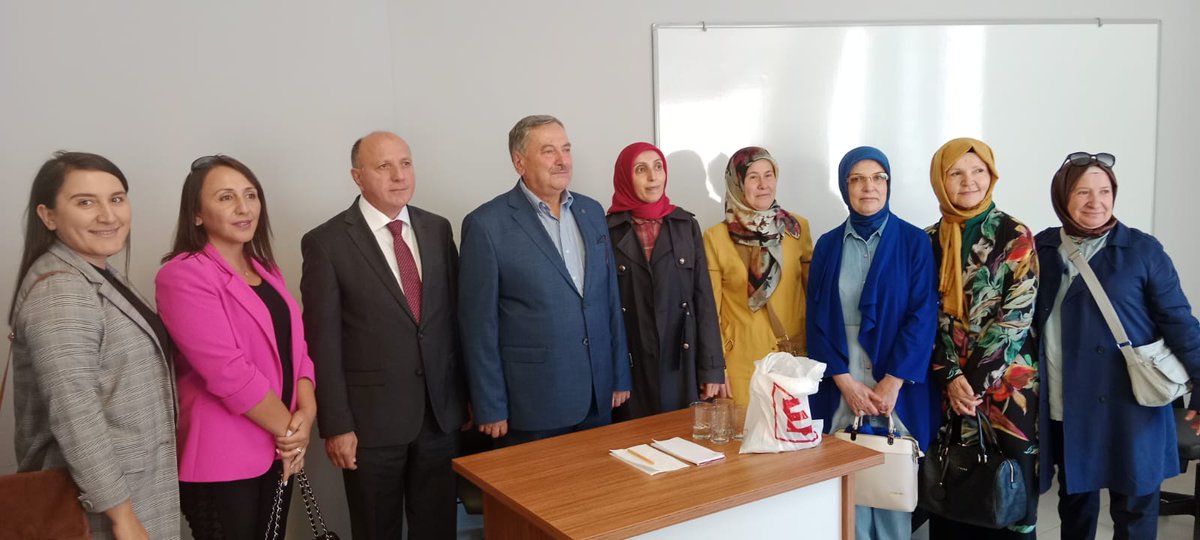 anadoluekbvakfi's tweet photo. Anadolu Eğitim Kültür ve Bilim Vakfı Bursa Temsilciliği Açılışı Yapıldı.
Hay��rlara Vesile olması dileğiyle...
Haberi okumak için aşağıdaki linke tıklayabilirsiniz:
https://t.co/vj1omRvXOO https://t.co/ZrWi5E9yBg