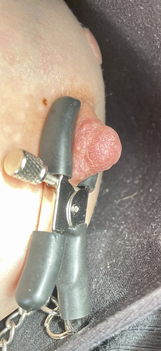 amythiasylvi's tweet photo. Tots on Tuesday
#nsfwtwt #tittsout #tuesdayvibe #milf https://t.co/KYnXWw1X9K