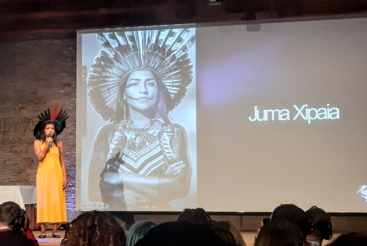 Listened to a wonderful and inspiring speech by indigenous leader Juma Xipaia yesterday at <a href="/JacksonWild/">Jackson Wild</a> summit, and her fight to protect her land, her people, the Amazon and our global future! #StandStrong #GlobalSolidarity #humanity