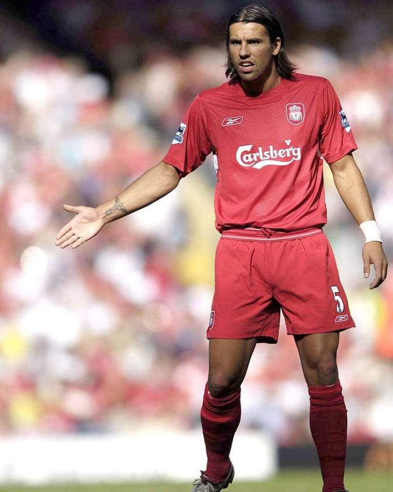 luca_varan's tweet photo. Ceux qui ont commencé à regarder ballon en 2010 ne connaissent pas ce joueur
Il était trop fort ♥️💪💪 https://t.co/SeV4J9GUGf
