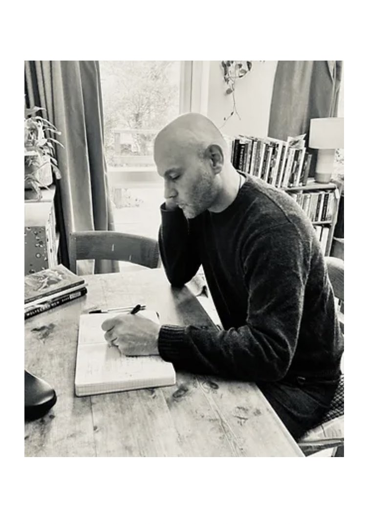 blackboughpoems's tweet photo. For @TopTweetTuesday and host @VWC_Writes ‘The derelict’, a #poem by our #SilverBranch writer of the month Matt Gilbert @RichlyEvocative, which was a finalist in a #BBmicro contest last year 💫 https://t.co/2b8esN1DBP https://t.co/o3ntiG6qOs