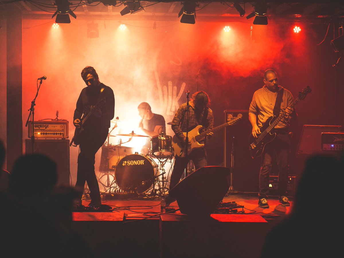 LZ_VLK's tweet photo. V sobotu bol v nitrianskom Hideparku benefit pre VLKa. Takto to tam vyzeralo. Ďakujeme za podporu a tešíme sa na budúce akcie.
#benefit #Nitra #koncert #Hidepark https://t.co/j1VPHJAVzp