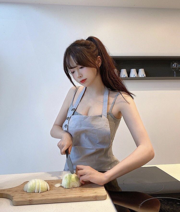 lztng15's tweet photo. 偶爾自己動手做飯還是很香的 https://t.co/3KDNPemNEp