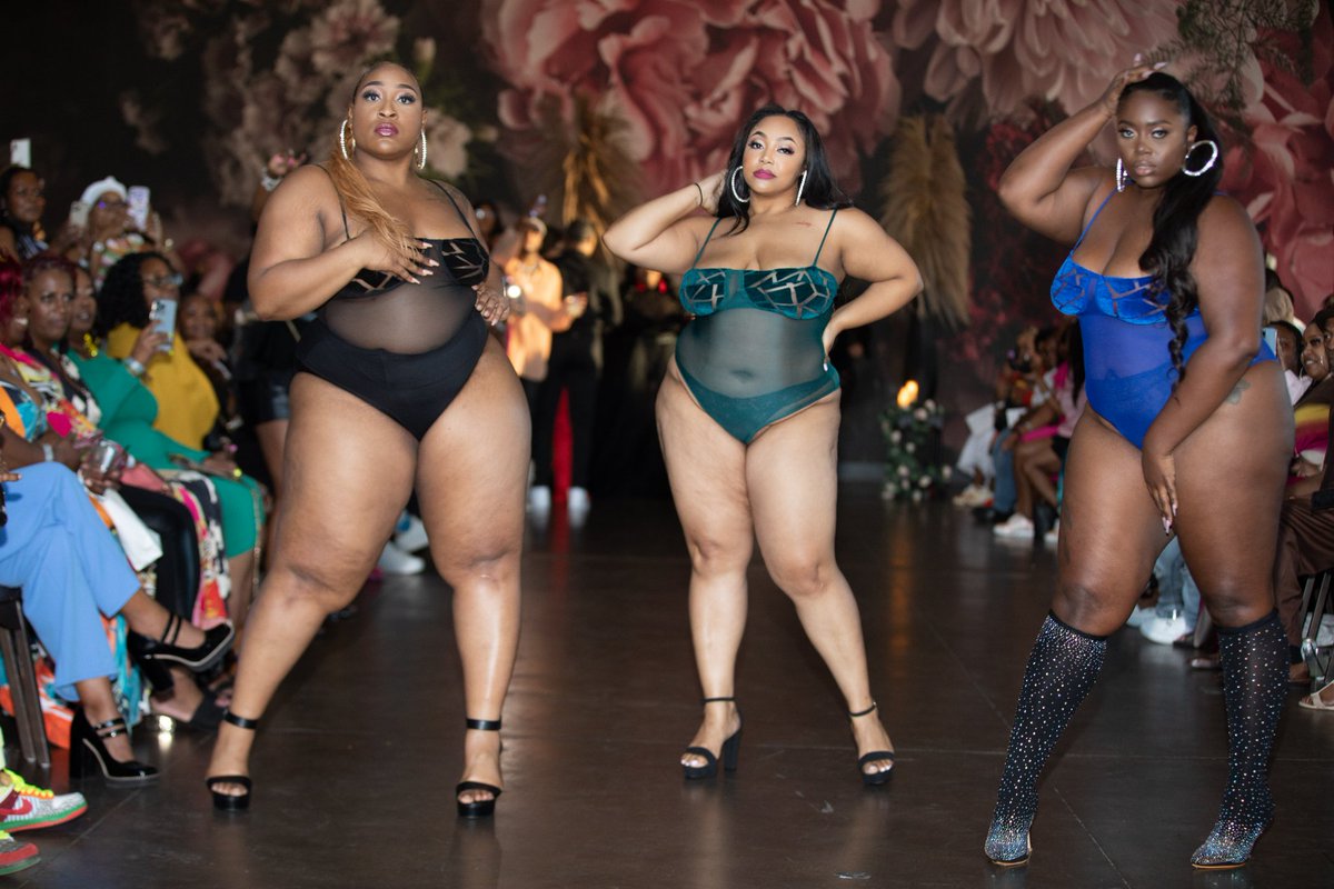 bbwboss101's tweet photo. Who's your favourite BBW? Who are you taking home? I swear BBWs are out of this world sexy😍😍😍 #BigBeautifulWorld https://t.co/wL0WbGABTI