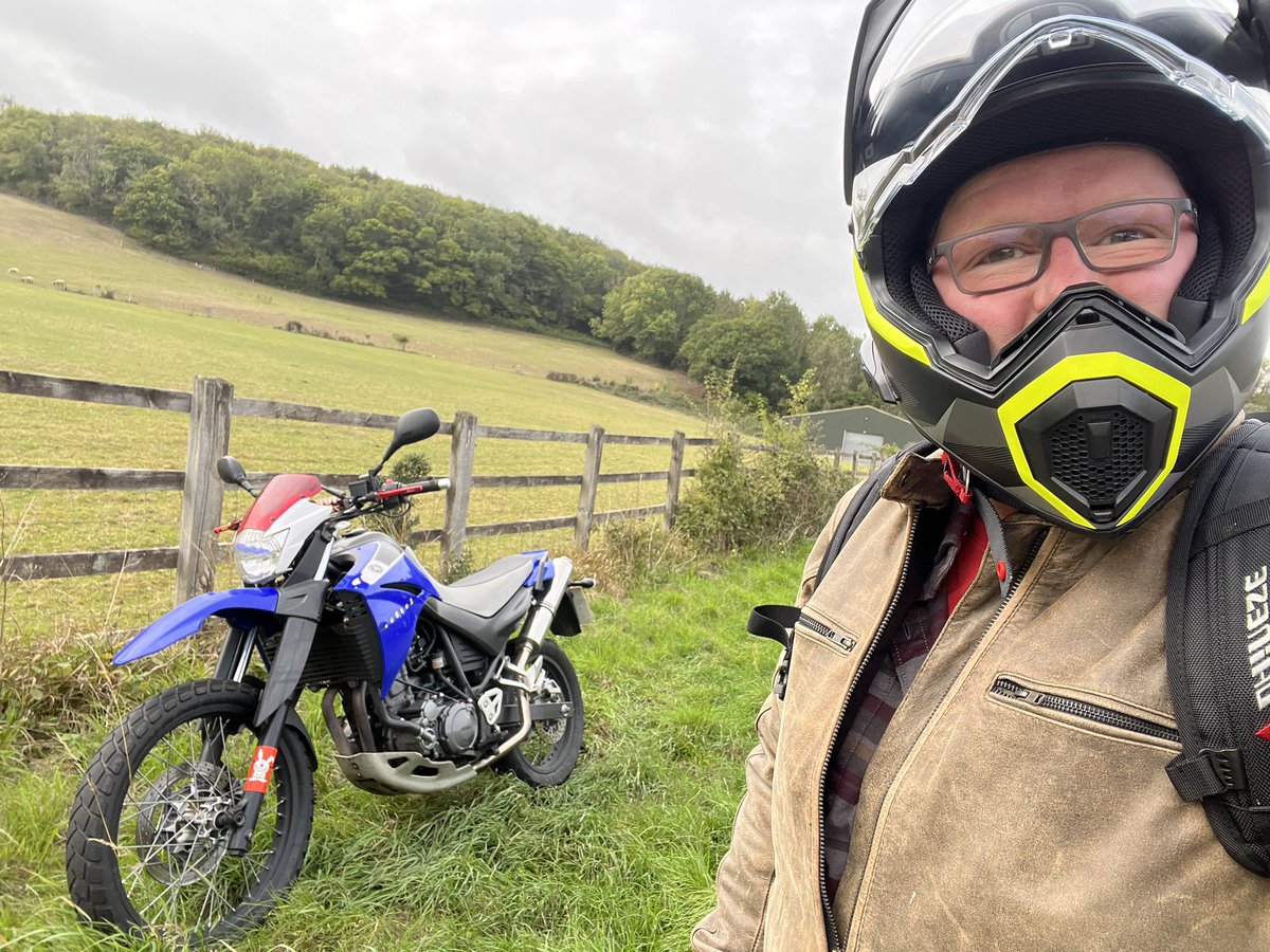mototingle's tweet photo. Iโm out here setting the vibeโฆ
#Yamaha #Dartmoor #Commuting #XT660 https://t.co/49914sVJhY