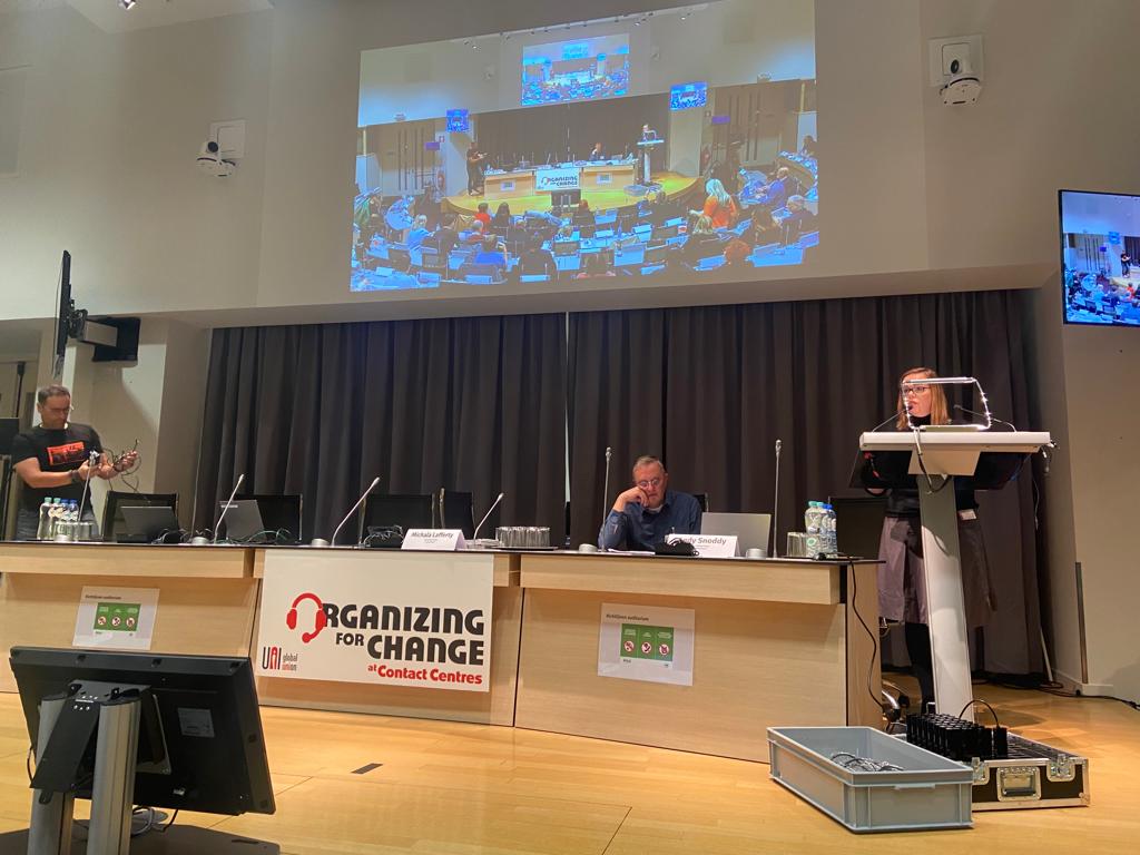 uniglobalunion's tweet photo. ๐ง๐ชWe're in Antwerp for our #OrganizingForChange at #ContactCentres conference with over 100 representatives from trade unions representing workers in the sector in 32 countries. On the agenda:
โ
mental & physical risks of #remotework
โ
algorithmic management
โ
data rights https://t.co/jqVeiMNlDD