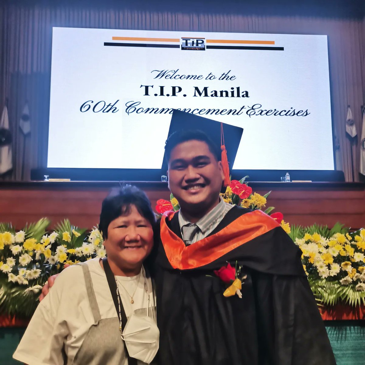 emman_felipe98's tweet photo. Graduation Day! 🎓 https://t.co/WldF4pV3rS