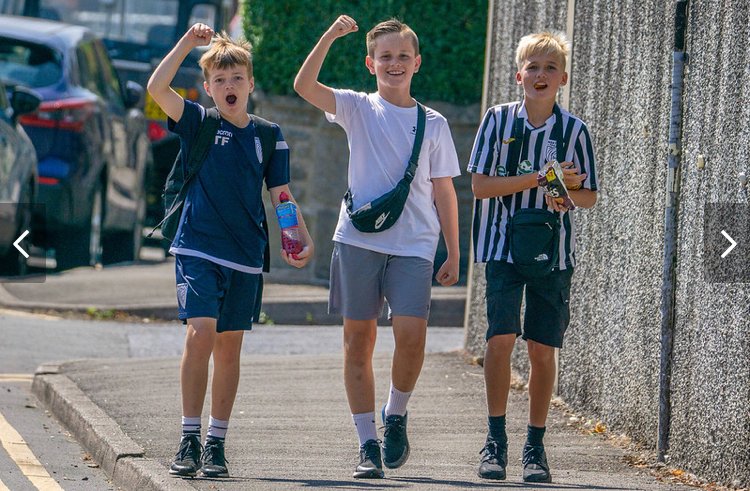 🧒🏽𝗨𝗻𝗱𝗲𝗿 𝟭𝟲'𝘀 - 𝗝𝘂𝘀𝘁 £𝟭 𝗘𝗻𝘁𝗿𝘆!

Don't forget that Under 16's get just £1 entry to all <a href="/MerthyrTownFC/">The Martyrs</a> games during the 2022/23 season! 

Become a part of your hometown club!  

🗣️Be Loud. Be Proud. Be a Martyr! 

#OurTownOurClub | #UTT