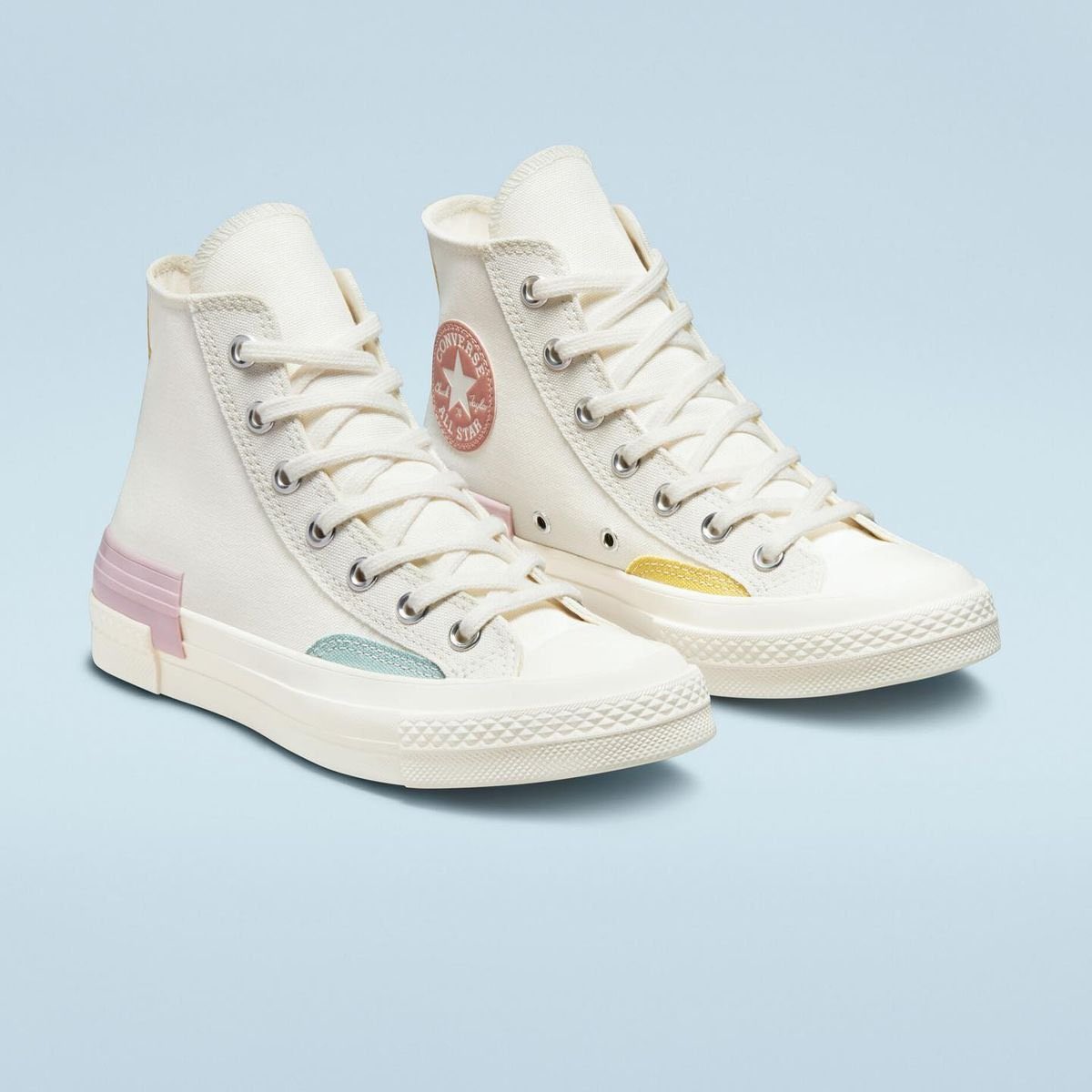 phanphrux_ni's tweet photo. 𓂋 รวมเธรด converse ⭐️ ลดราคา 10-30% มีพร้อมส่งคั้บ ! ꒰ ♡ ꒱ free shipping 

─  യ ⋆ กล่องป้ายแท็คครบจากช้อปเกาหลี 🇰🇷 https://t.co/htxtNlYW0H