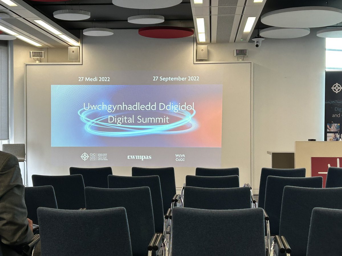 SamW112358's tweet photo. At the @DHCWales Digital Summit today! Learning about greater equity of access and digital inclusion for the people of Wales🏴󠁧󠁢󠁷󠁬󠁳󠁿 https://t.co/3y2dDRiQaw
