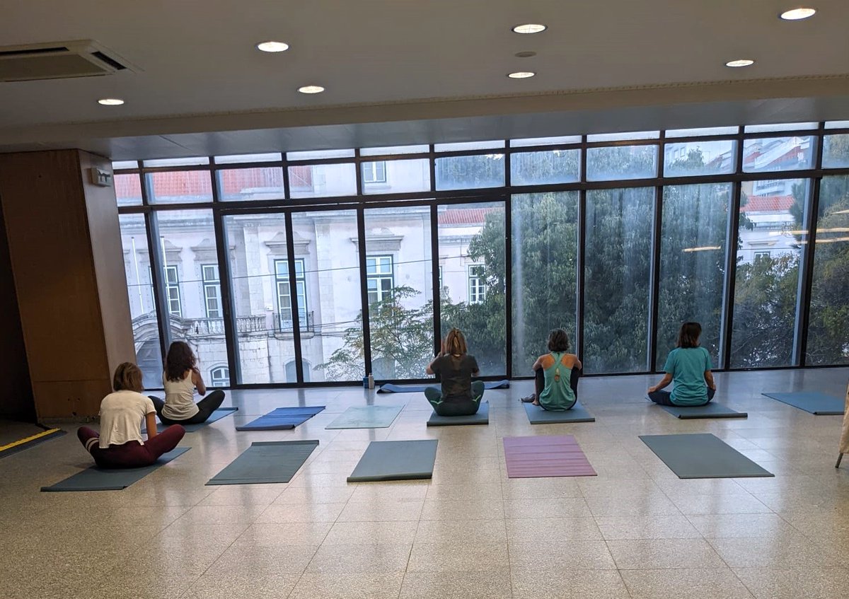 SmartAgriHubs's tweet photo. Day-2 of our #SAHFinalEvent!

🧎‍♀️ We started bright and early with a yoga class. A great way to prepare our bodies &amp; minds - make sure to join us tomorrow morning, mats are provided! https://t.co/CBMuYHsRmX