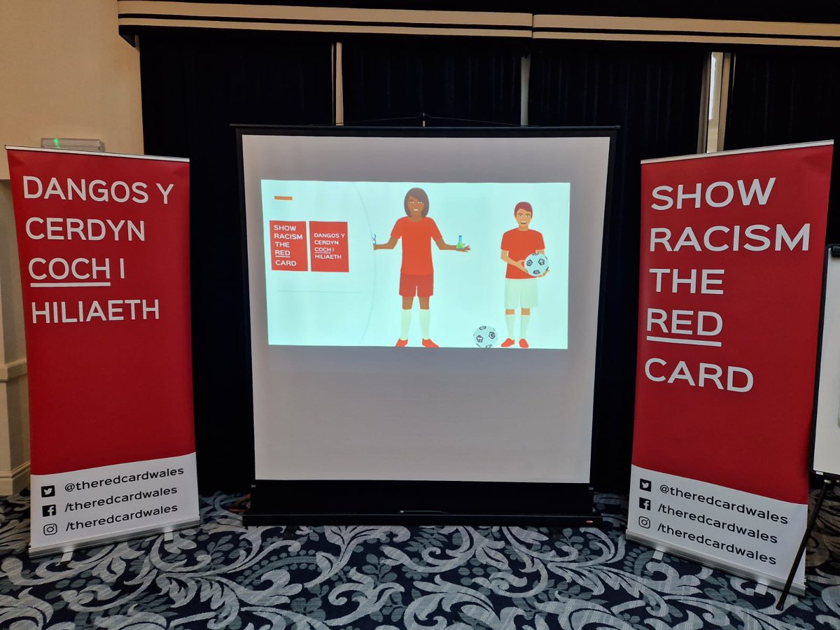 theredcardwales's tweet photo. Today we bring together 4 different secondary schools across North Wales for the launch of "Leaders of Now: Empowering Young People to Tackle Racism." We can't wait to meet you all!

#ShowRacismtheRedCard 🔴 https://t.co/flcdpDc1b3