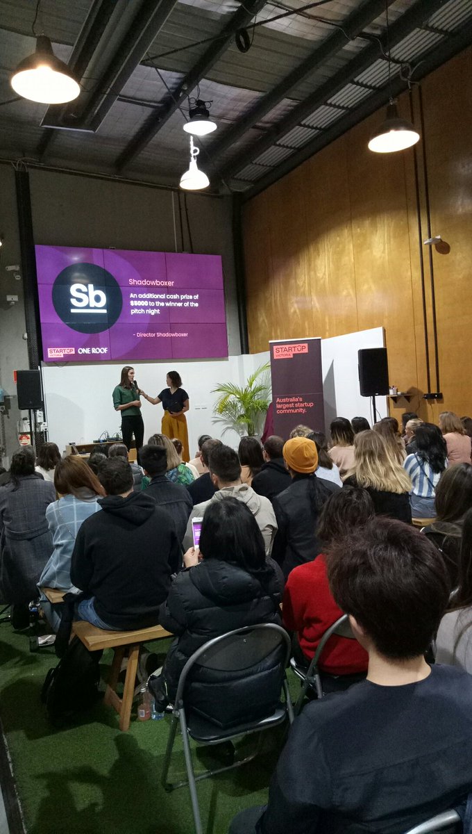 j_paynter's tweet photo. Pitch night #startupvictoria 
Huge suite of prizes. Good luck pitchers!  @thecommons https://t.co/YavbETHShw