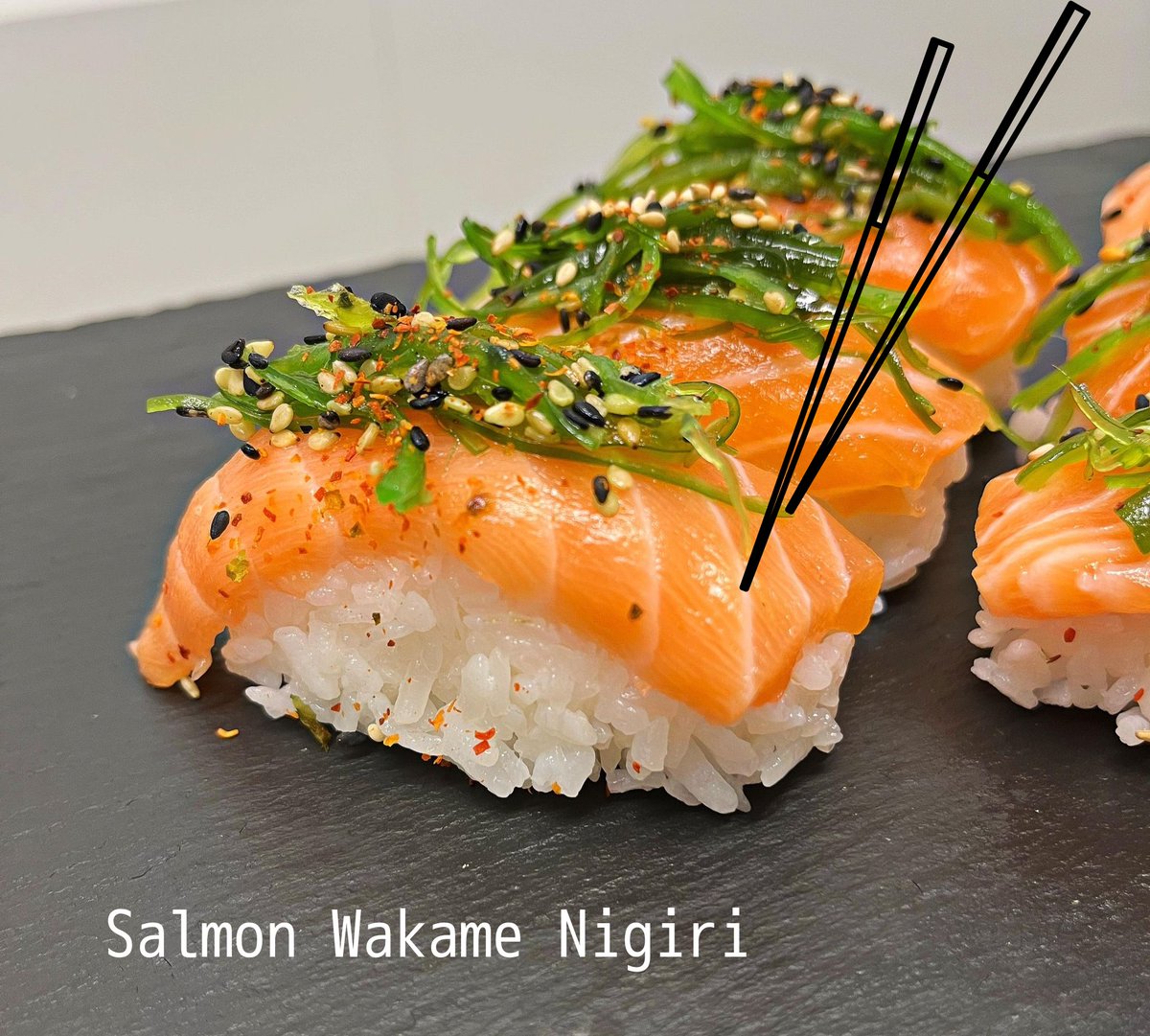 ⭐️ RECOMMENDATION ⭐️ 

This week give our salmon wakame nigiri a go, tasty salmon nigiri topped with wakame, a drizzle of spice with shichimi powder and sesame!

#eastlothian #haddington #sushi