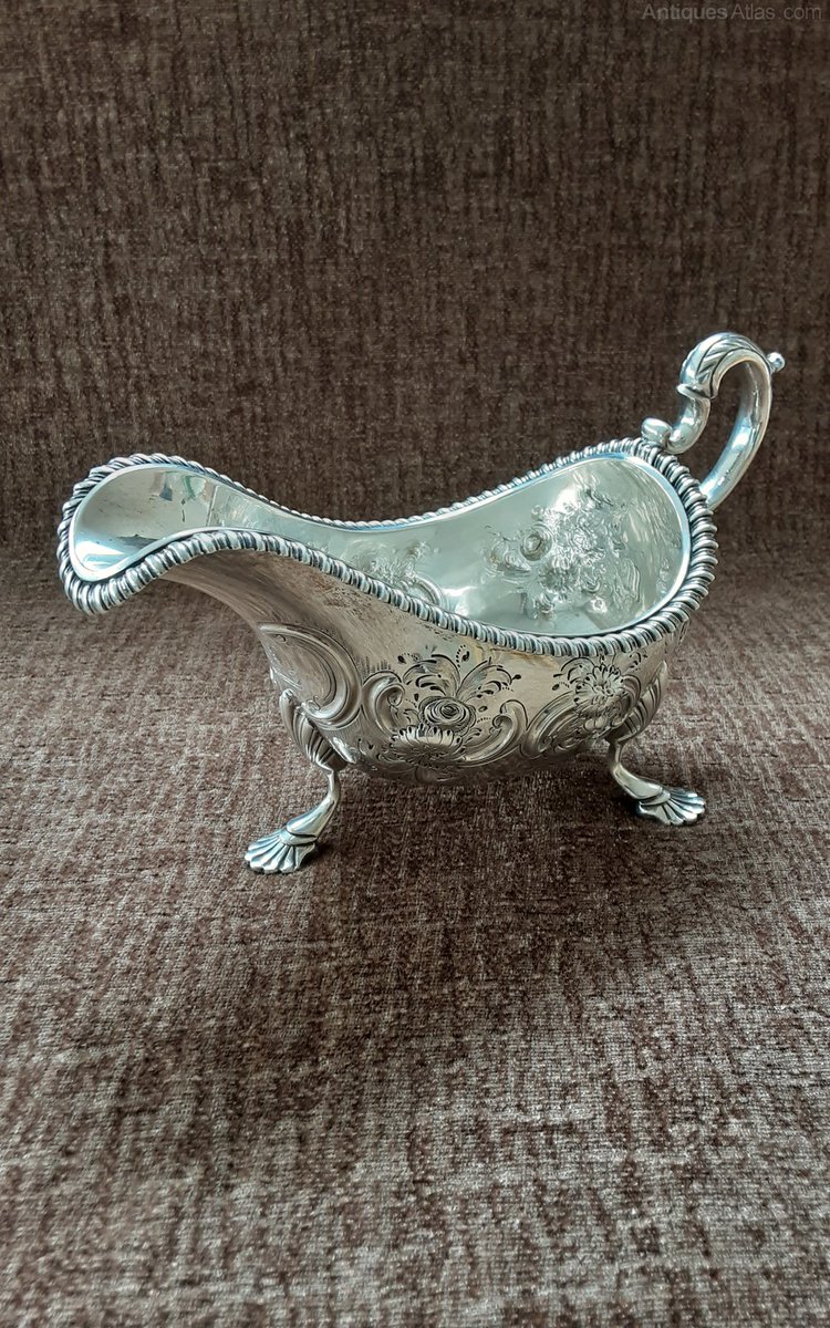 antiques_atlas's tweet photo. Dealer of the day 27th Sept Is
Giles & Sons https://t.co/yvwRvxtIKg Items Include
George lll Silver Swing Handled Sugar Bowl
https://t.co/Y6qBFS4fxa
George IV Silver Sauceboat, London 1823
https://t.co/gXjttYWNus
#silvertableware #silversauceboat #silversugarbowl https://t.co/9MT641oaDC