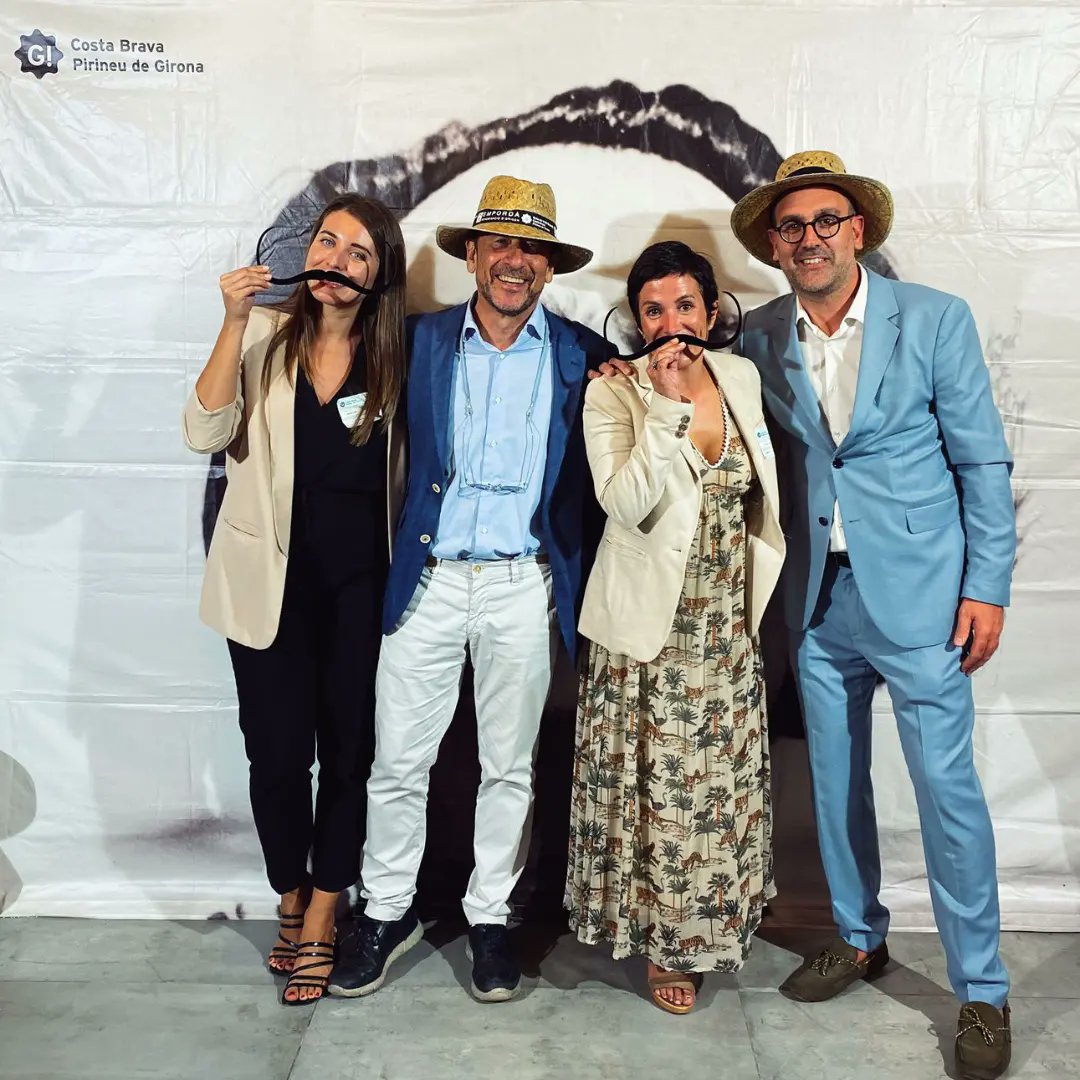 Palau de Congressos Olympic - Evenia Hotels (@eveniacongress) on Twitter photo Workshop MICE Premium & Wellness del <a href="/CostaBravaCB/">CostaBravaConvention</a> la Farinera de Sant Lluís promocionant el Palau de Congressos Olympic d’<a href="/EveniaHotels/">Evenia Hotels</a>.
#eveniahotels #palaudecongressosolympic #olympiccongresscenter #lloretdemar #mylloret #incostabrava Workshop MICE Premium & Wellness del <a href="/CostaBravaCB/">CostaBravaConvention</a> la Farinera de Sant Lluís promocionant el Palau de Congressos Olympic d’<a href="/EveniaHotels/">Evenia Hotels</a>.
#eveniahotels #palaudecongressosolympic #olympiccongresscenter #lloretdemar #mylloret #incostabrava