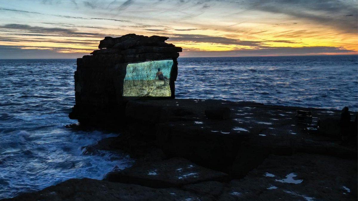 bsidefest's tweet photo. #bside22 One night in Sept, Pulpit rock under a blood moon, the premiere of Requital - a new film by @B_Su supported by @BritishArts - a night we won't forget #queerart #contemporaryart #festival #IsleOfPortland #Dorset @DorsetTourism https://t.co/emRnZ0GabY