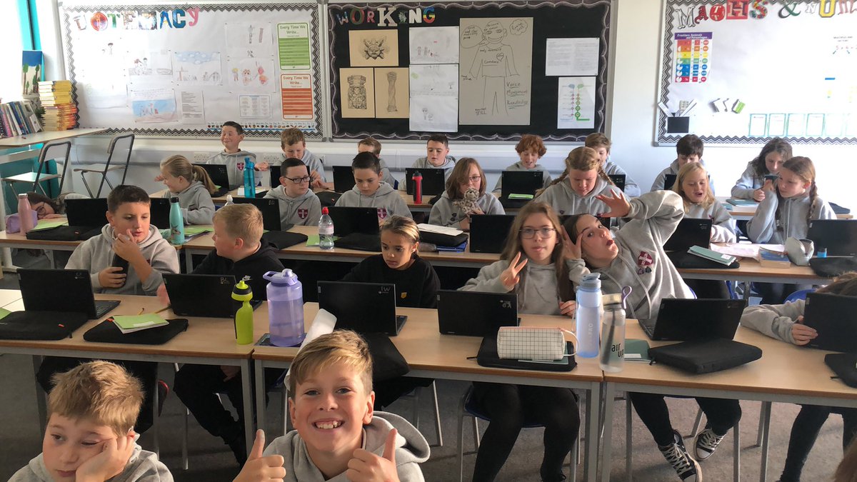 Primary 7 @RoslinPS getting excited about Creating A Data Selfie…
#MathsWeekScotland @DigiSkillsEd @data_schools @DataCapitalEd